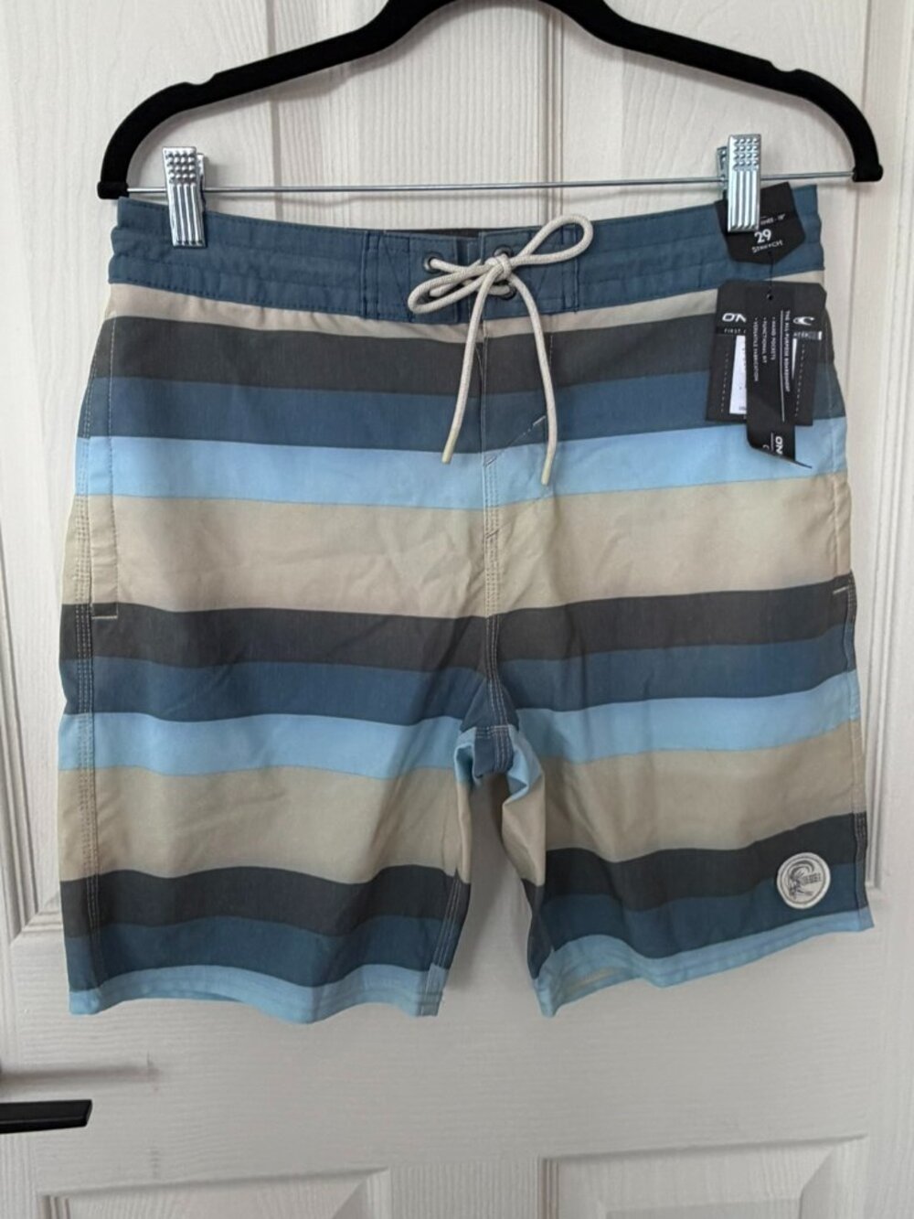 O’Neill Men’s Board Shorts – NWT – Size 29